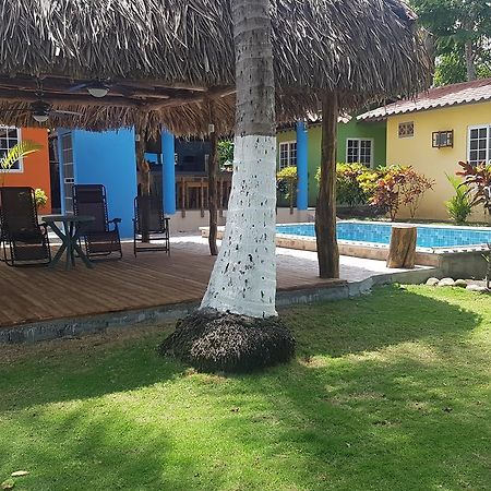 Sunrise Inn Puerto Armuelles エクステリア 写真
